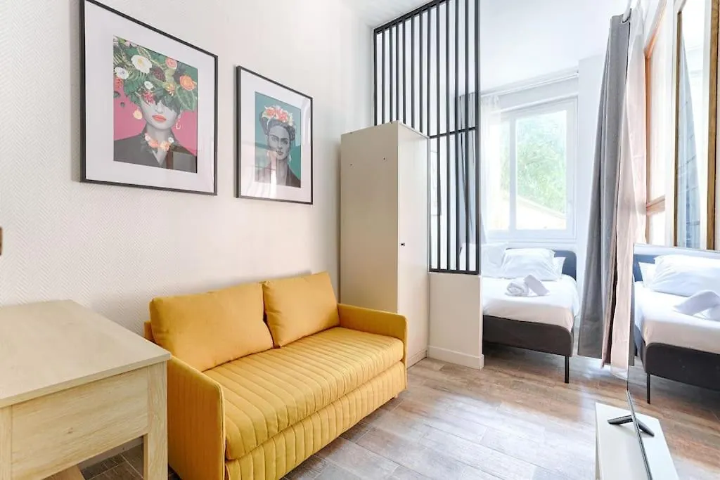 Apartment Republique Canal St Martin Charming